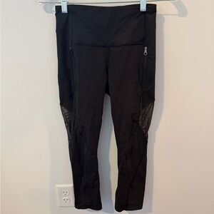 lululemon athletica cropped mesh leggings